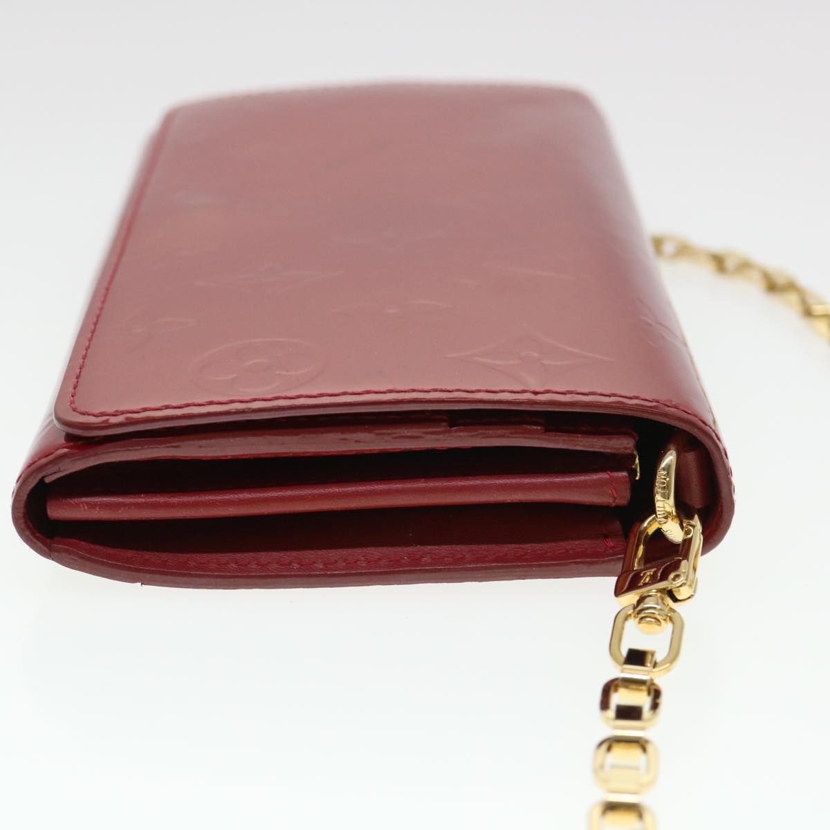 sarah chain wallet