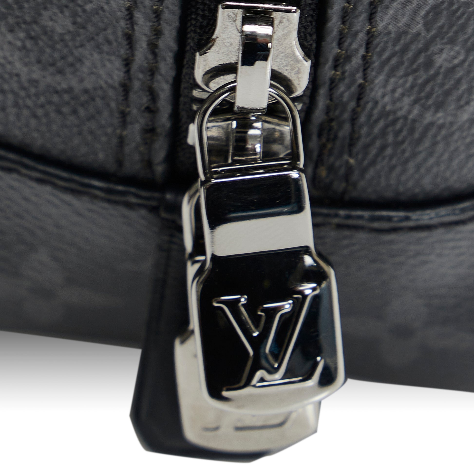 Black Louis Vuitton Monogram Eclipse Toilet Pouch GM Clutch Bag – Designer  Revival