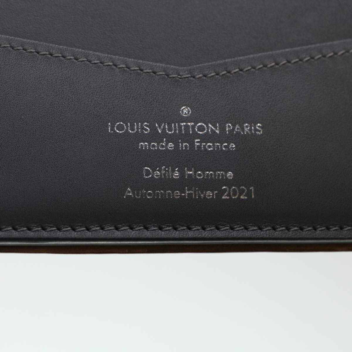 LOUIS VUITTON Mirror Portefeuille Slender Bifold Wallet Silver M80806 LV  42083 Silvery Cloth ref.923334 - Joli Closet