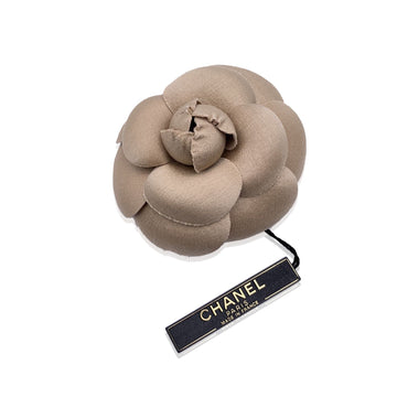 CHANEL Vintage Beige Fabric Camelia Camellia Flower Brooch Pin