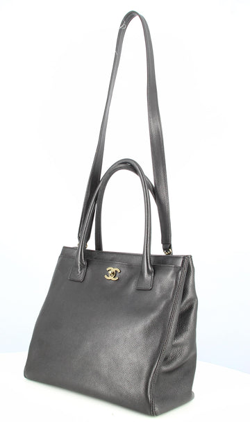 1999-2001 Chanel Handbag Black Grained Leather