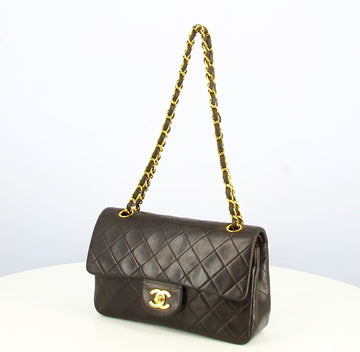 1991-1993 Chanel Timeless Flap Handbag Quilted Black Golden Chain
