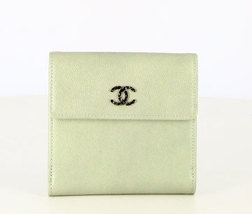 2009 Chanel Leather Wallet Green