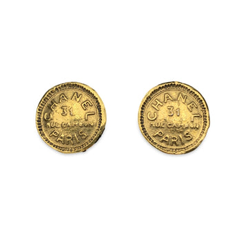 CHANEL Vintage Gold Metal Round Rue Cambon Clip On Earrings