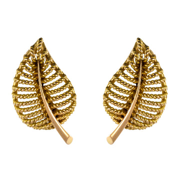 1980s French 18 Karat Yellow Gold Leaf Shaped Clip Earrings
