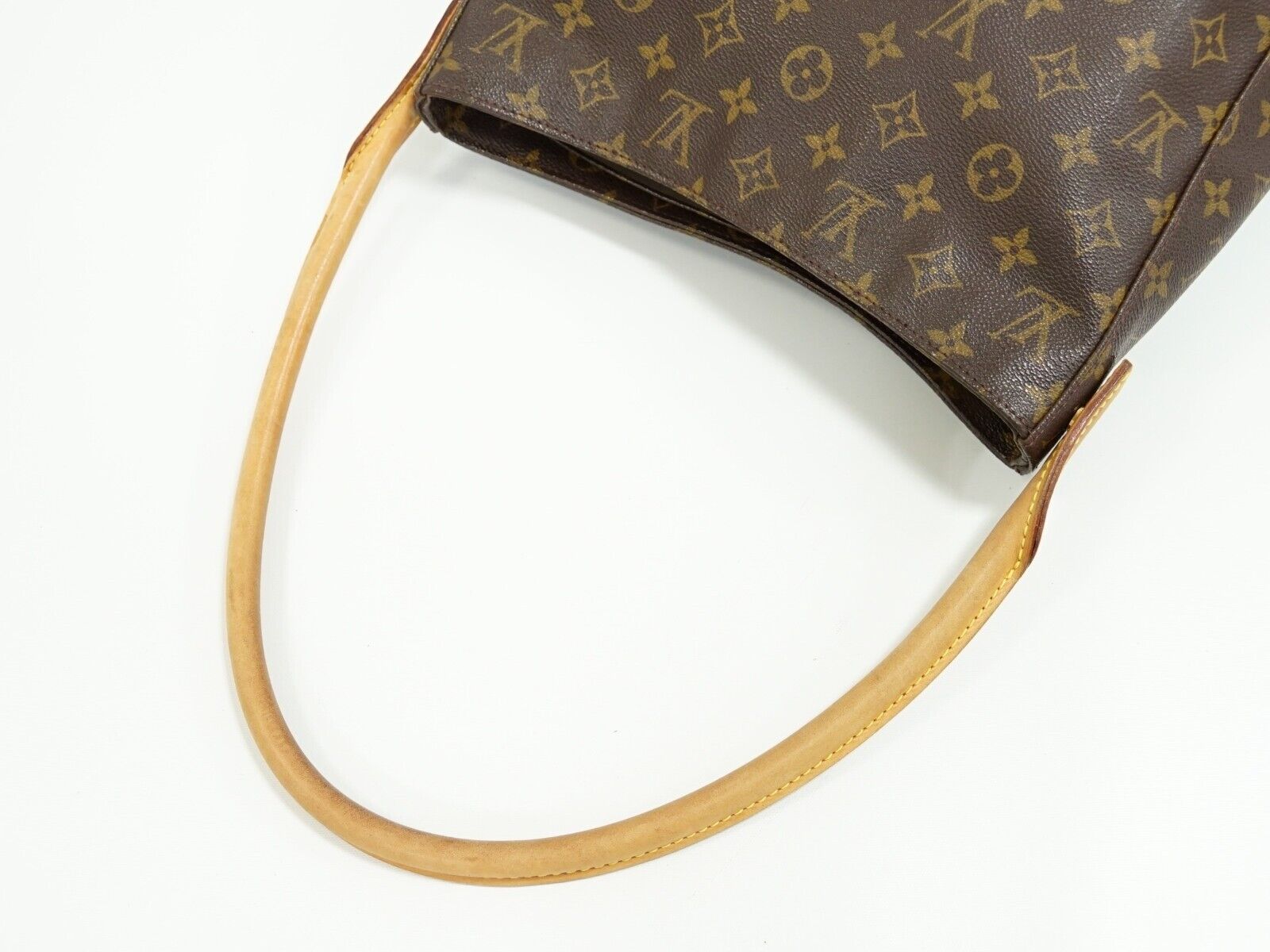 Louis Vuitton Monogram Looping GM Shoulder Bag – Timeless Vintage Company