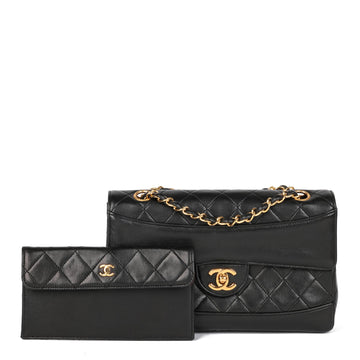 Chanel Black Quilted Lambskin Vintage Small Classic Single Flap Bag with Wallet Shoulder Bag