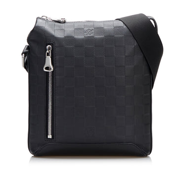 Louis Vuitton Damier Infini Discovery Messenger Crossbody Bag