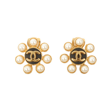 Chanel 1995 Made Pearl Design Cc Mark Earrings Black