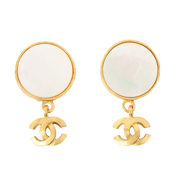 Chanel 1995 Made Round Shell Cc Mark Swing Earrings
