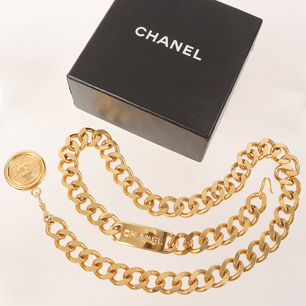 Chanel 1995 Made Logo Plate CC Mark Coin Charm Chain Belt