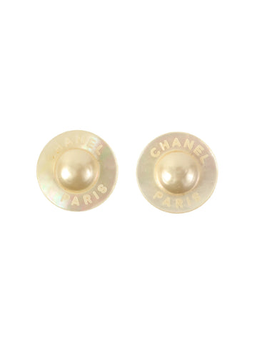 CHANEL 1996 Made Pearl Round Logo Earrings