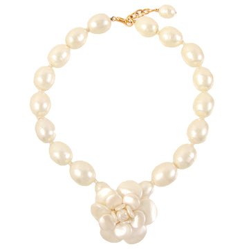 CHANEL 1997 Made Camellia Pearl Necklace