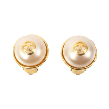 Chanel 1993 Made Round Pearl Cc Mark Earrings