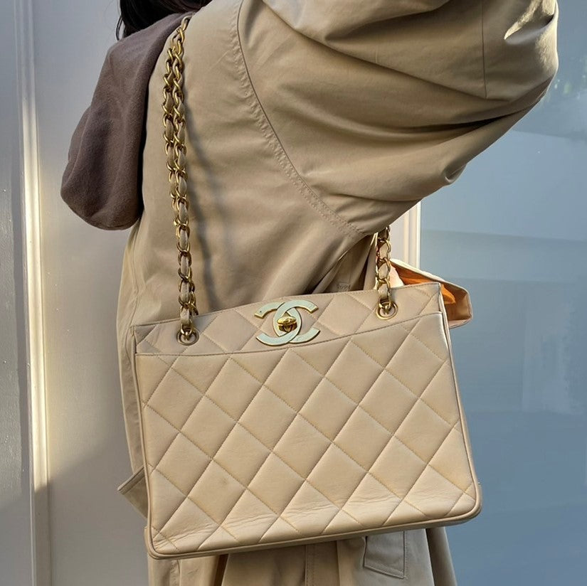 chanel large shopping bag beige tote