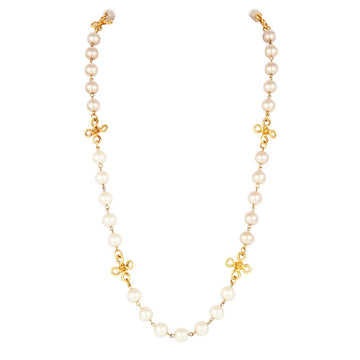 CHANEL 1993  Chanel Faux Pearl Clover Link Necklace