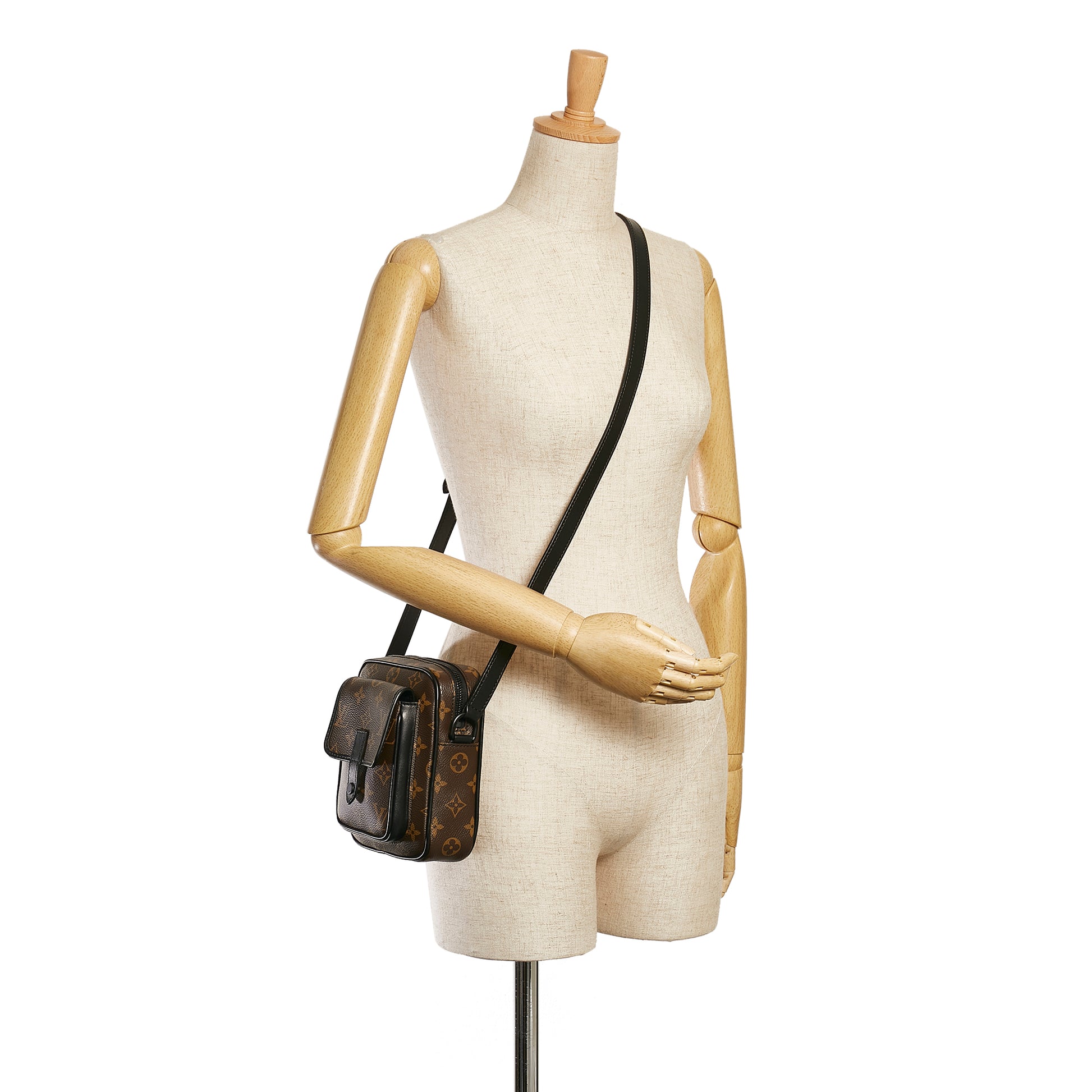 Louis Vuitton Monogram Canvas Christopher Wearable Wallet Crossbody Bag -  Yoogi's Closet