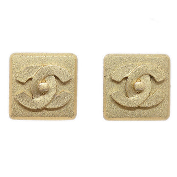 CHANEL 2002 Turnlock Earrings Clip-On Gold ao32164
