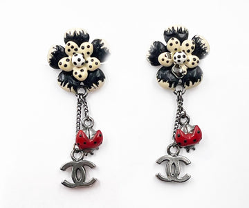 CHANEL Black White Flower Lady Bud Dangling Piercing Earrings