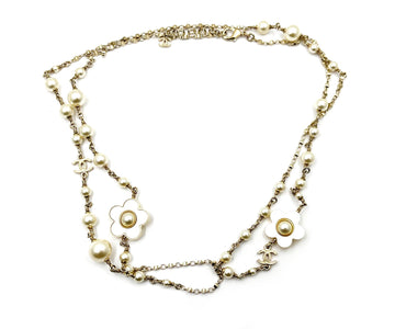 CHANEL Gold CC Gold Frame White Flower Pearl Long Necklace