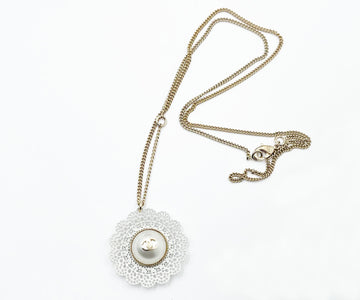 CHANEL Gold CC Lace Flower Pearl Necklace