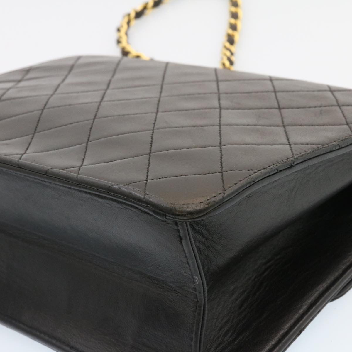 Chanel Matelasse Chain Flap Shoulder Bag Lamb Skin Black Gold CC Auth am1708gA