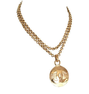 CHANEL Vintage golden chain necklace with round CC mark charm pendant top