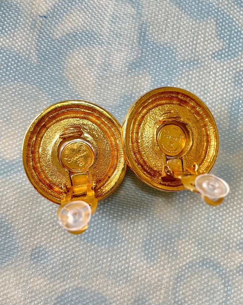 CHANEL Vintage gold tone large round earrings with faux pearl