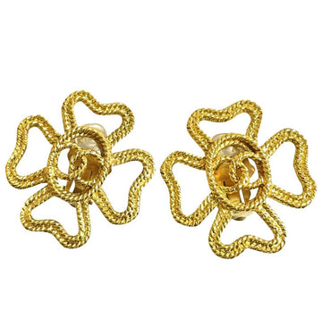 CHANEL Vintage golden clover, camellia flower earrings