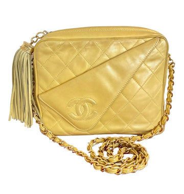 CHANEL Vintage yellow lambskin camera type chain shoulder bag with collar flap design