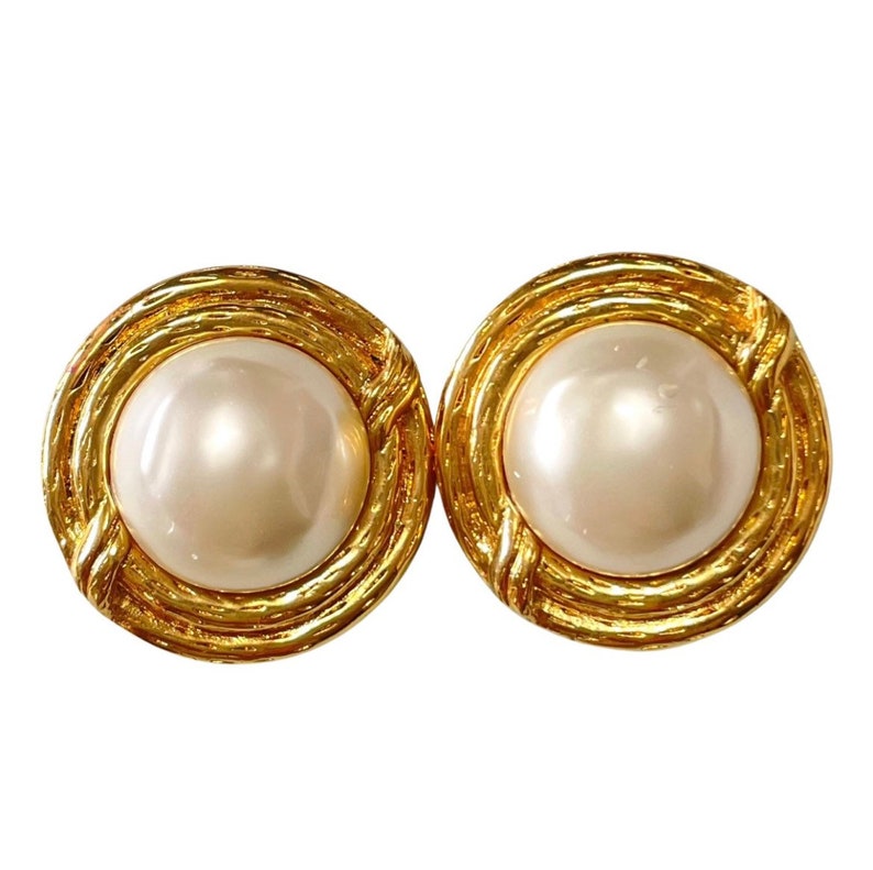 Chanel Vintage Round Logo Clip-On Earrings Metal with Faux Pearl Gold  21348337