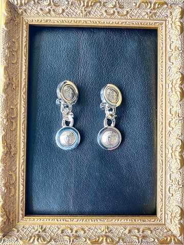 GIANNI VERSACE Vintage silver dangle earrings with medusa faces and chain motif