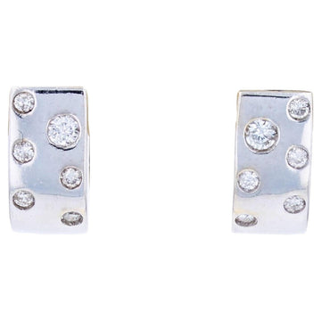Modern Diamonds 18 Karat White Gold Earrings