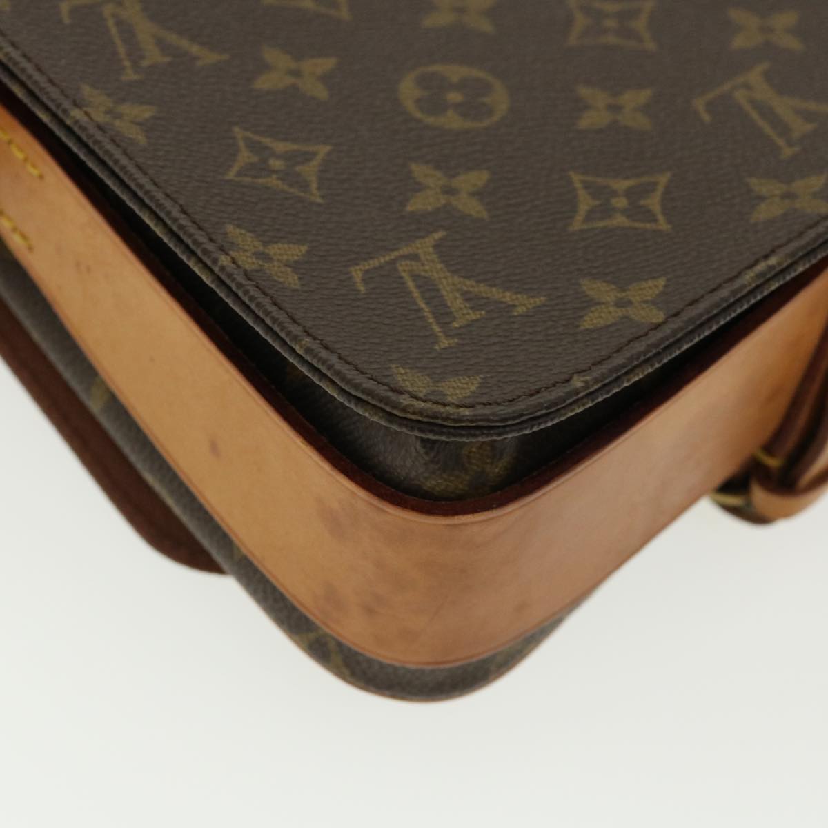 Louis Vuitton Monogram Cartouchiere MM (SHG-vrl8tu) – LuxeDH