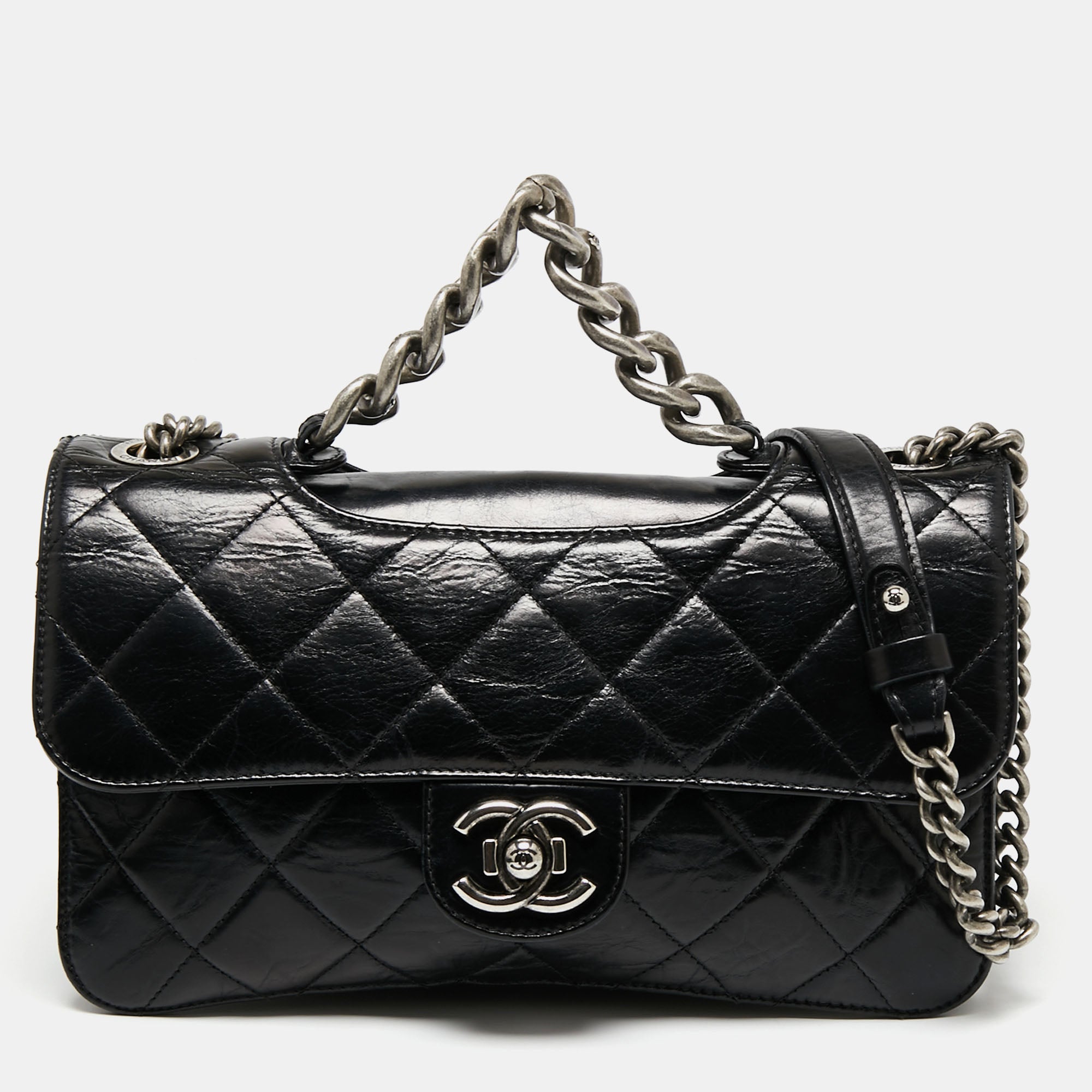 Chanel at Paris Fashion Week Spring 2022  Fashion handbags, Chanel bag,  Designer leather bags