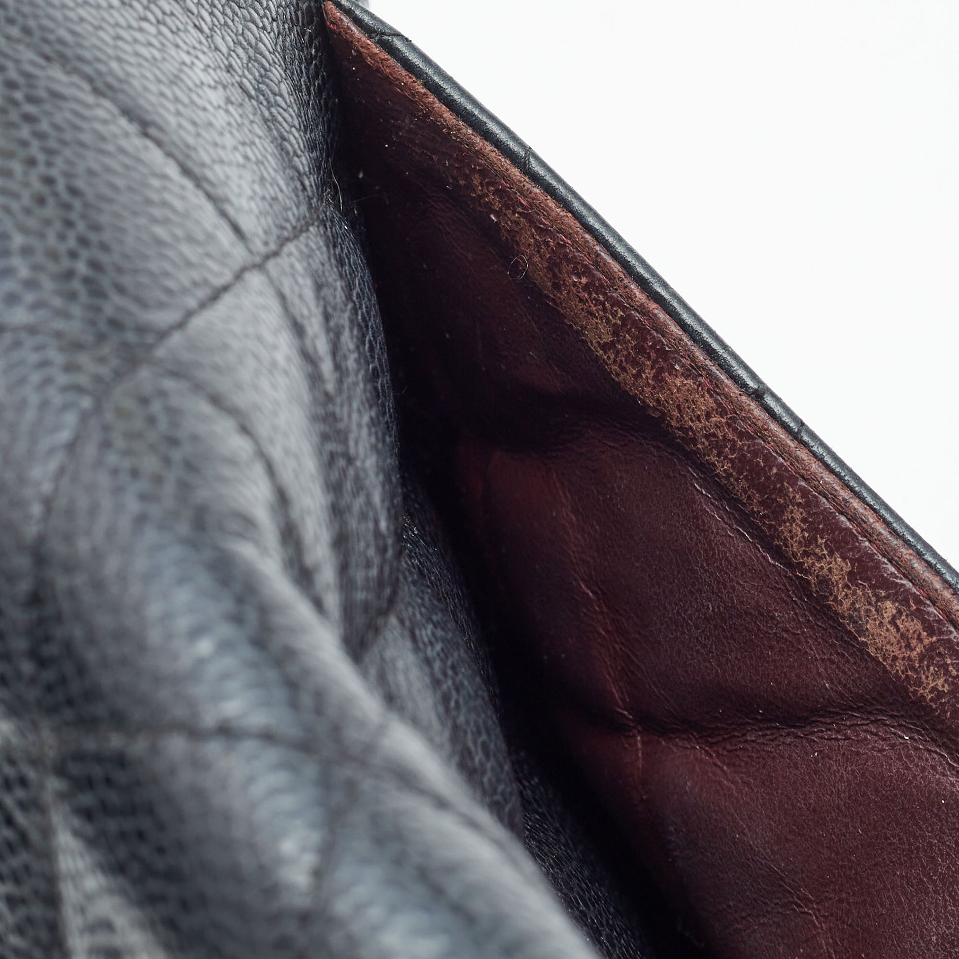 Maxi classic handbag, Grained calfskin & gold-tone metal, black — Fashion