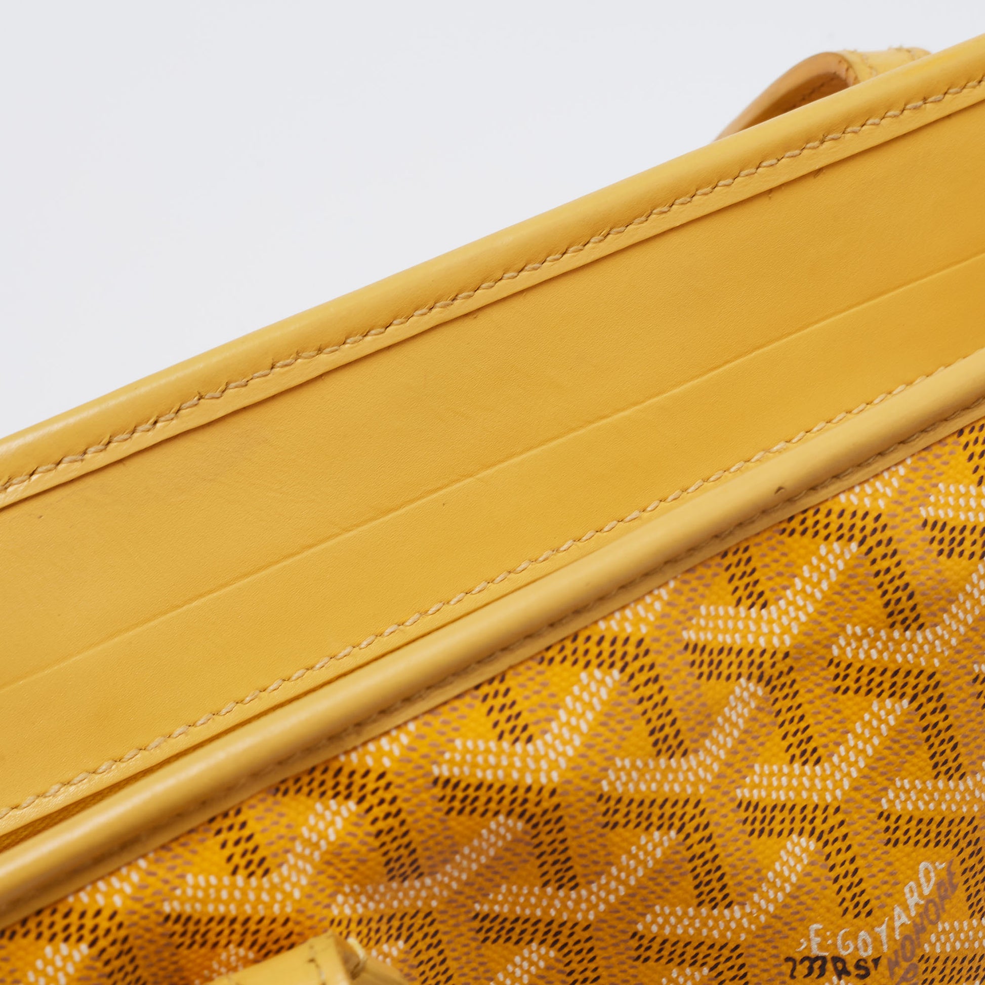 Jouvence leather clutch bag Goyard Yellow in Leather - 32009300