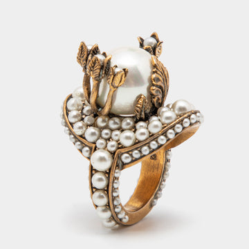 Gucci Faux Pearl Flower Gold Tone Ring Size 50