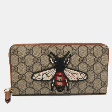 Gucci Beige Bee Printed GG Sumpreme Canvas Zip Around Continental Wallet