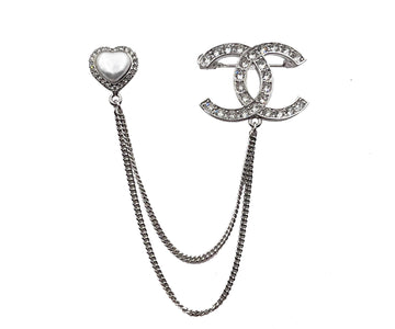 CHANEL Brand New Silver CC crystal Heart Pin Link Brooch