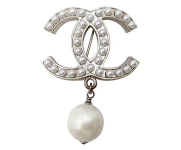 CHANEL Classic Silver CC Pearl Pearl Dangle Brooch