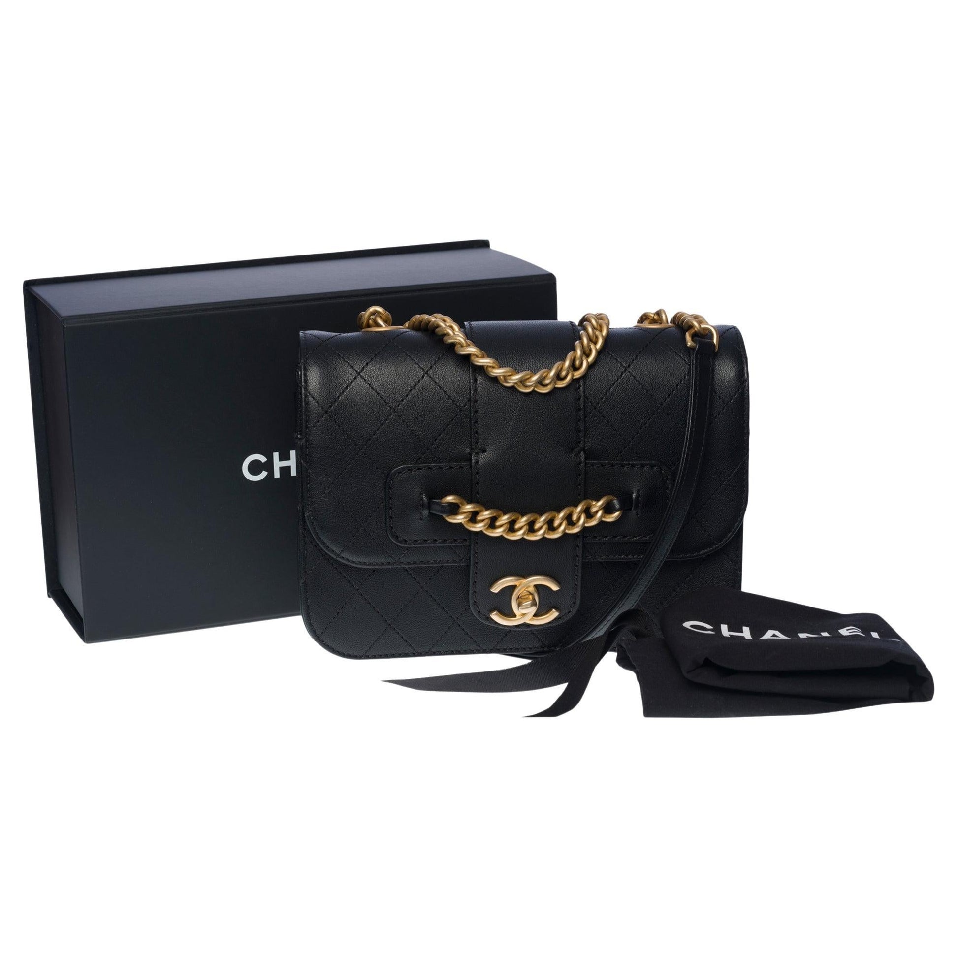 CHANEL Limited Edition Classic shoulder flap bag in black calf leather