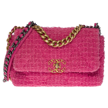 CHANEL Lovely 19 shoulder bag in pink quilted cotton canvas , Matt gold and SHW