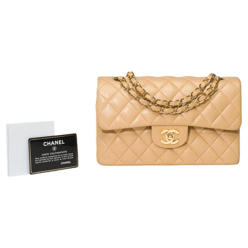CHANEL Timeless 23cm double flap shoulder bag in beige quilted lambskin, GHW