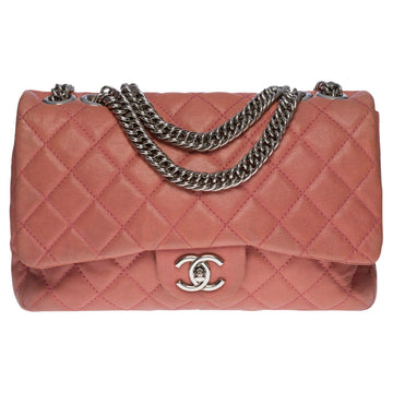 CHANEL The Timeless/Classique Jumbo single flap bag handbag in powder pink aged