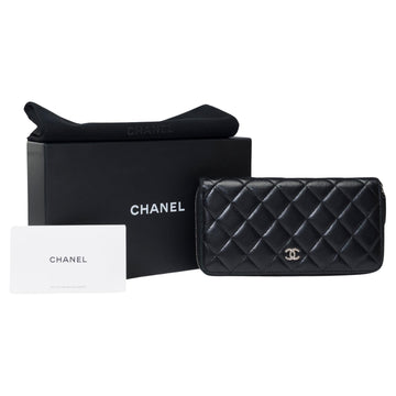 CHANEL Lovely Compagnon Wallet in black quilted lambskin leather, SHW