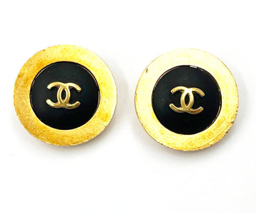 CHANEL Vintage Gold Plated CC black Gold Rim Clip on Earrings As seen on Nicole Richie