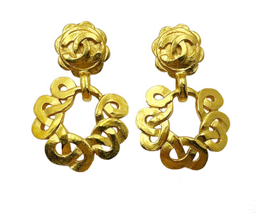 CHANEL Vintage Gold Plated CC Flower Twisted Round Clip on Earrings