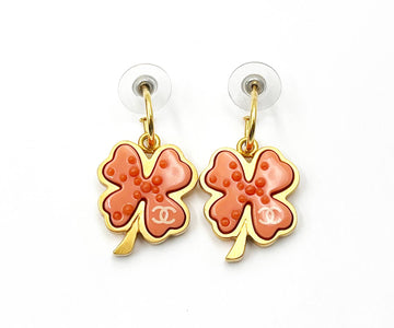 CHANEL Vintage White CC Gold Plated Coral Clover Hoop Piercing Earrings